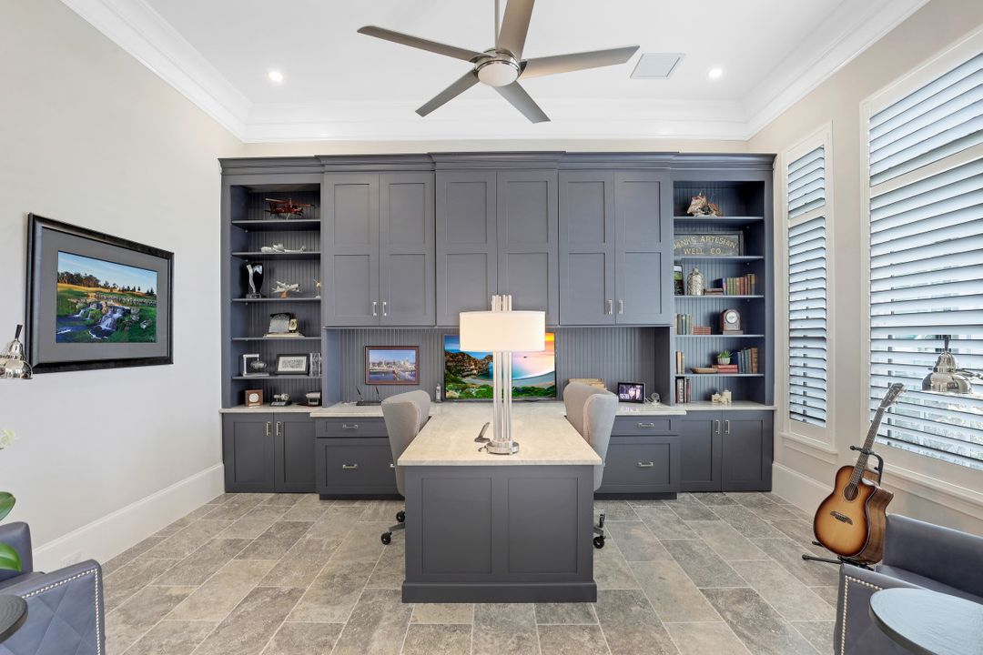 3243 Tavolara Ln, Naples, FL 34114