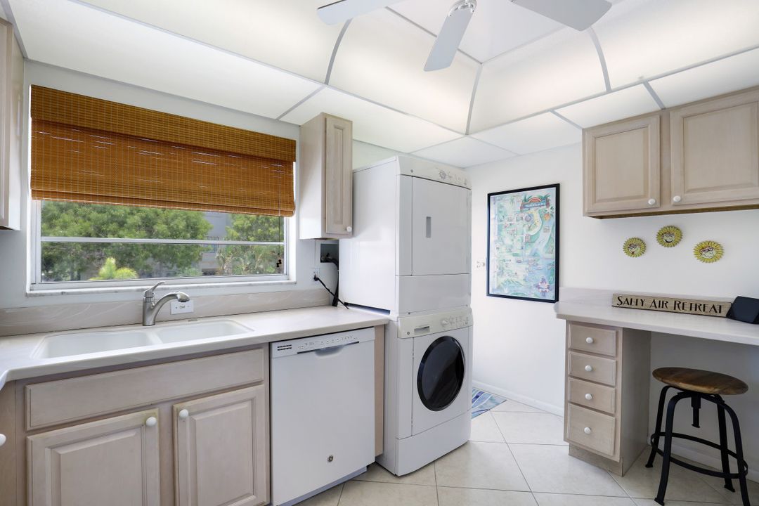 1100 8th Ave S #209C, Naples, FL 34102