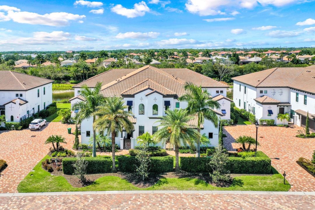 16340 Corsica Way #202, Naples, FL 34110