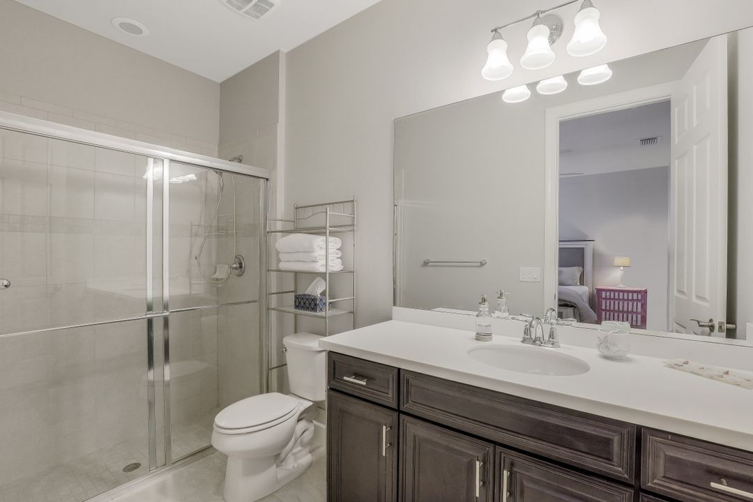 16320 Camden Lakes Cir, Naples, FL 34110