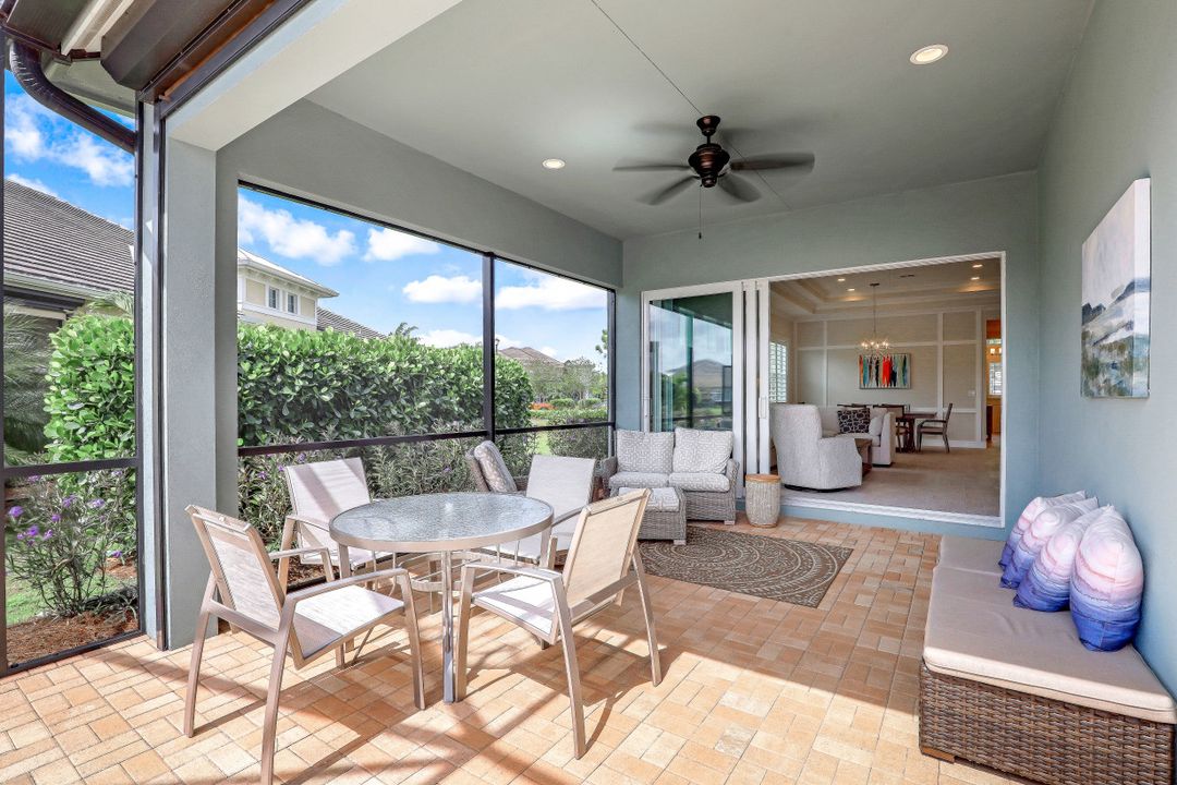 7075 Dominica Dr, Naples, FL 34113