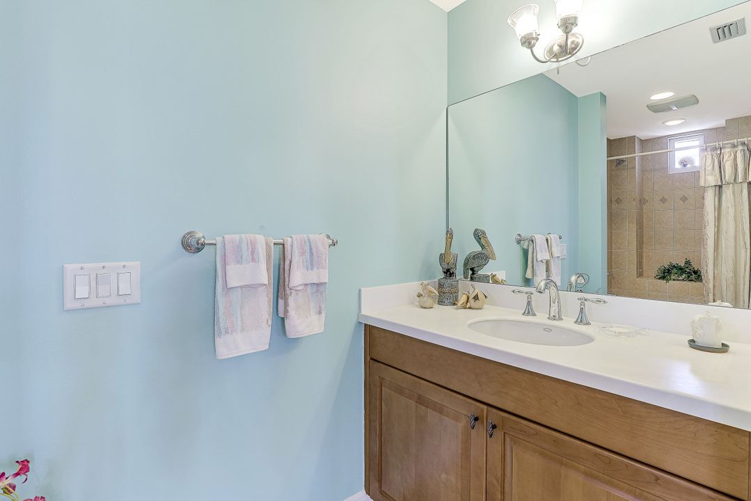 6081 Silver King Blvd #201, Cape Coral, FL 33914