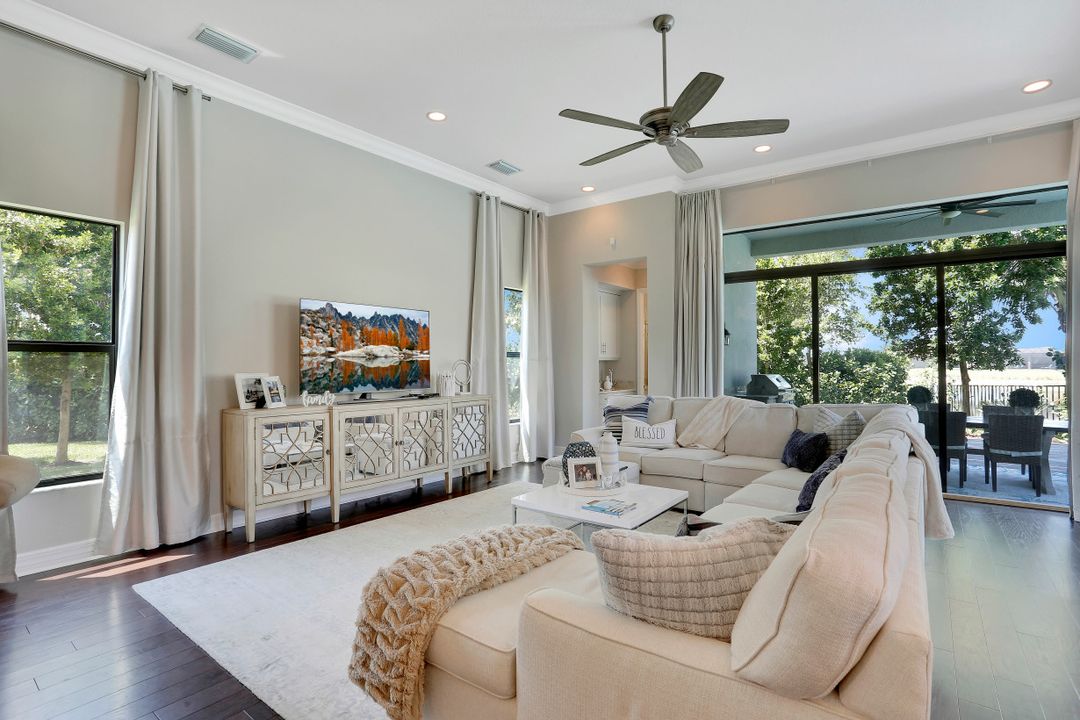 4600 Azalea Dr, Naples, FL 34119