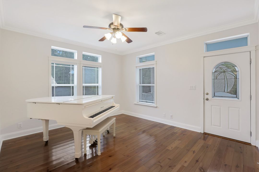 5680 Dana Rd, Fort Myers, FL 33905