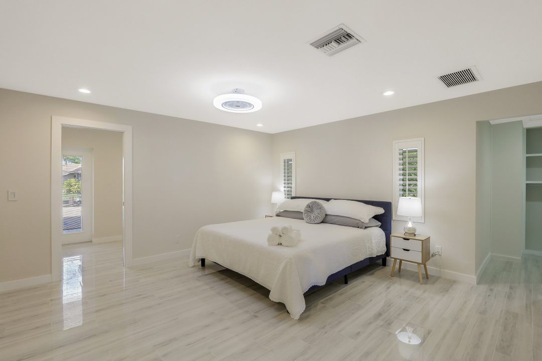 6572 E Town and River Rd, Fort Myers, FL 33919