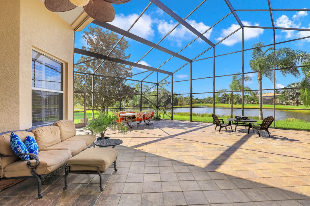 19440 Caladesi Dr, Fort Myers, FL 33967