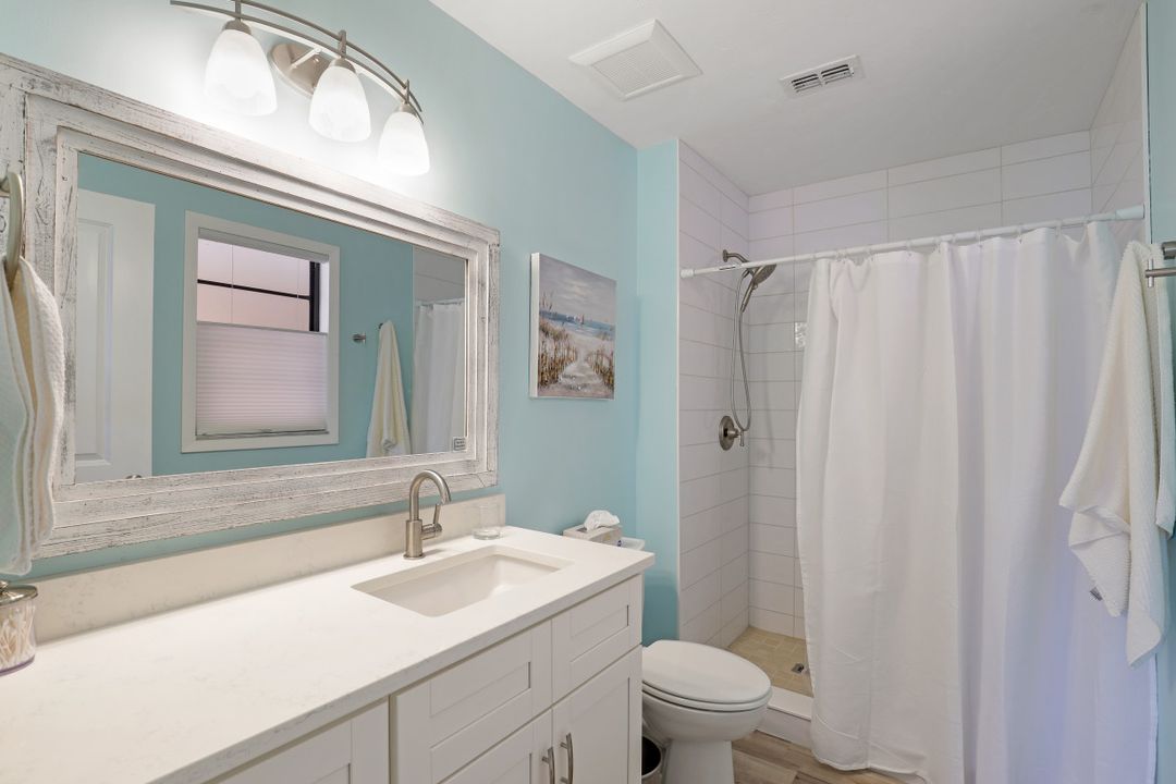 3703 SE 10th Ave, Cape Coral, FL 33904