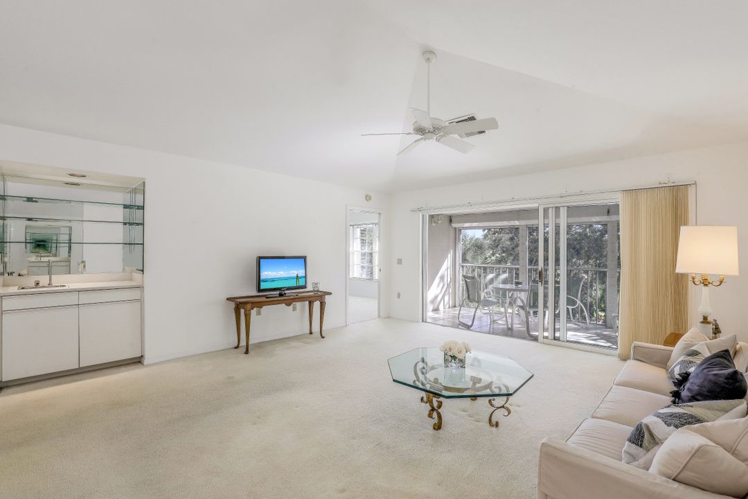 432 Sugar Pine Ln #432, Naples, FL 34108