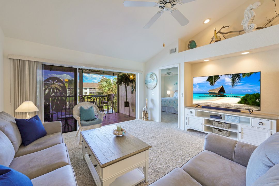 452 Belina Dr #1302, Naples, FL 34104