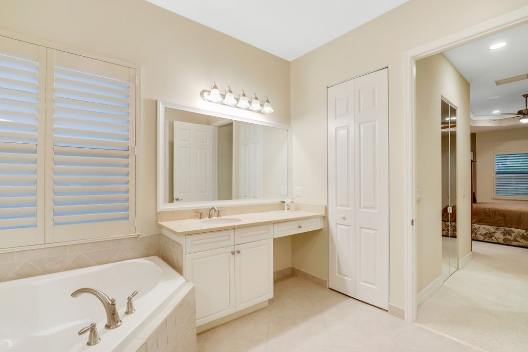 3050 Hudson Ter, Naples, FL 34119