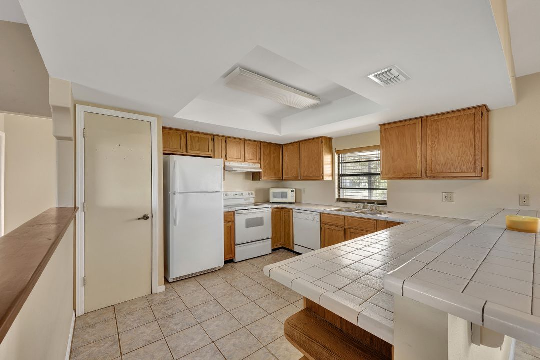 2222 NW 2nd St, Cape Coral, FL 33993