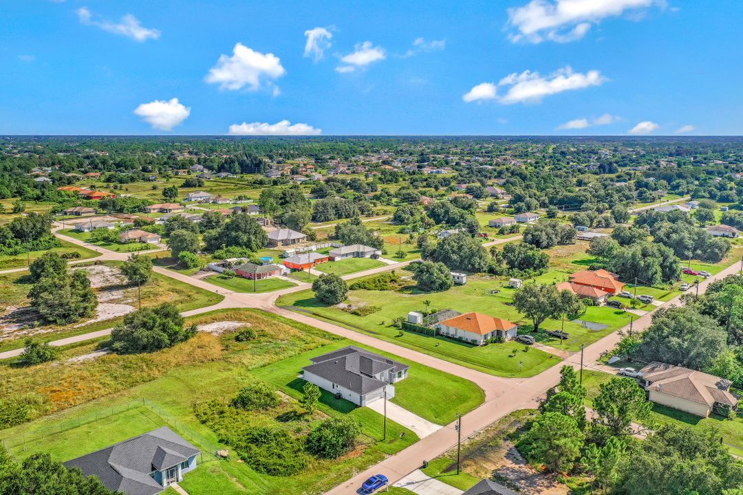 2900 51st St SW, Lehigh Acres, FL 33976