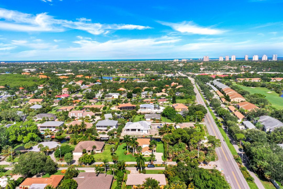 27011 Homewood Dr, Bonita Springs, FL 34135