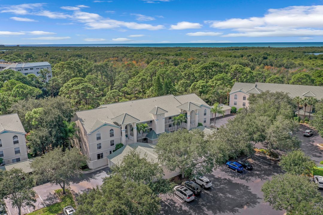 15415 Cedarwood Ln #204, Naples, FL 34110