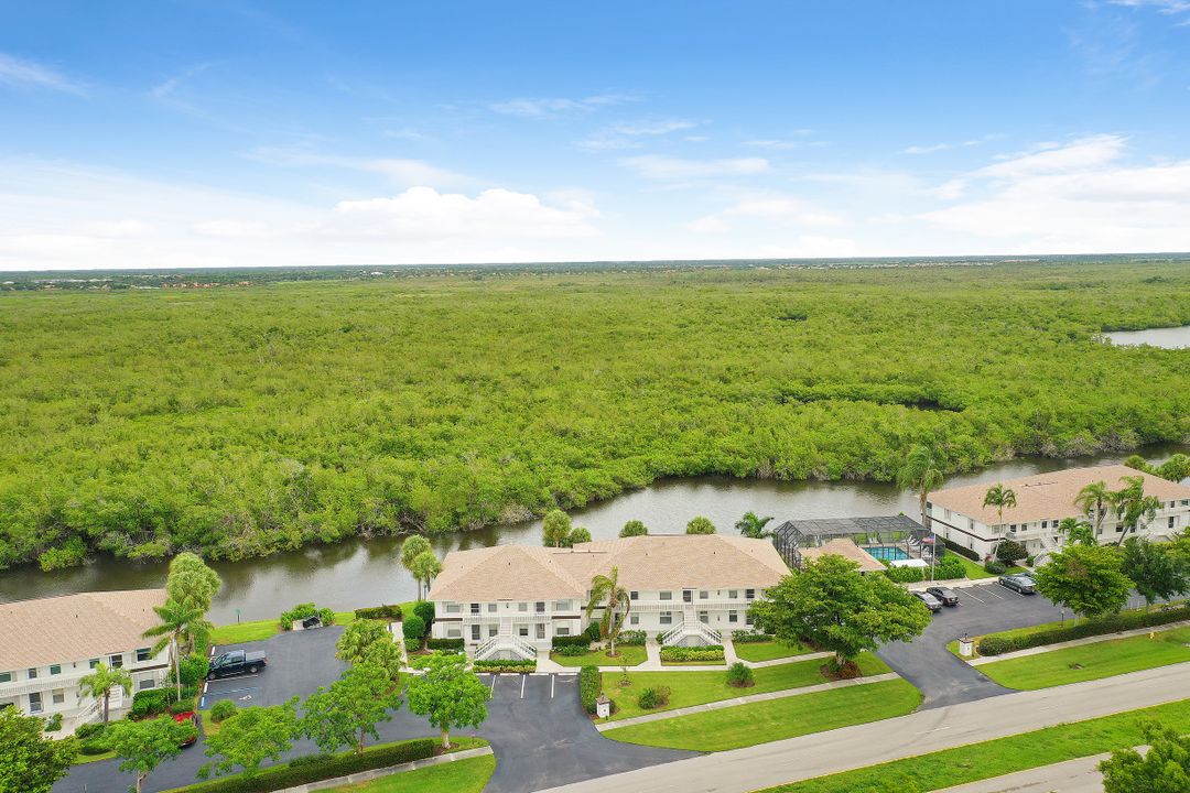 1365 Mainsail Dr #1605, Naples, FL 34114