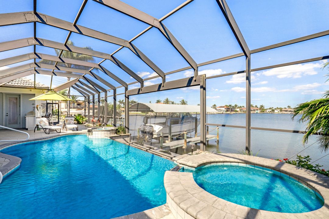 5219 SW 5th Pl, Cape Coral, FL 33914