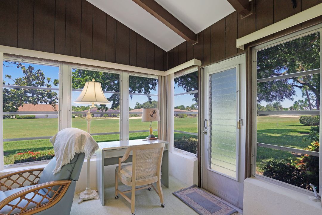 1017 Forest Lakes Dr, Naples, FL 34105