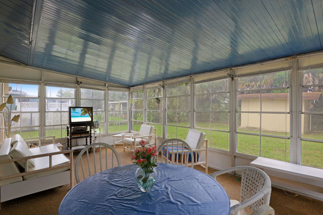 6665 E Tropicana Dr, Fort Myers, FL 33919