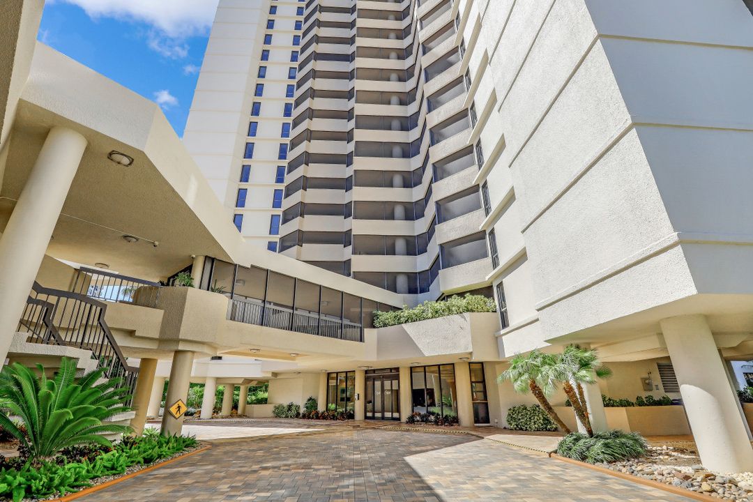 4551 Gulf Shore Blvd N #1003, Naples, FL 34103