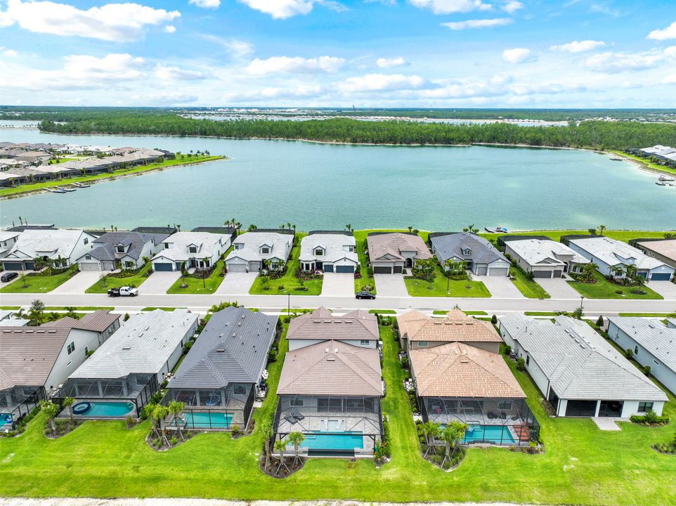 19264 Aqua Shore Dr, Fort Myers, FL 33913