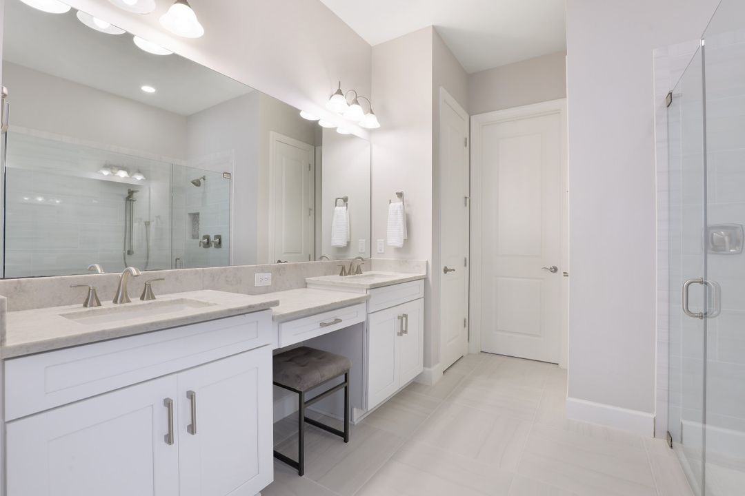 9400 Montelanico Loop, Naples, FL 34119