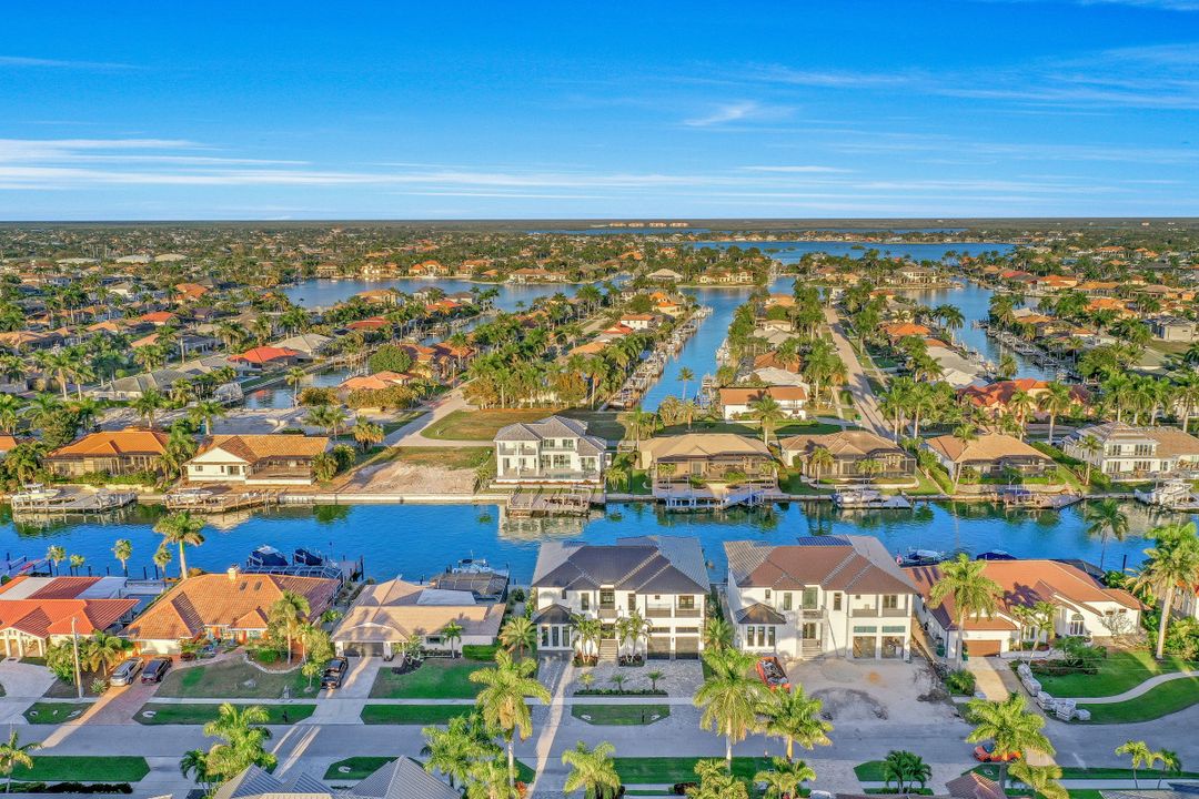 765 Pelican Ct, Marco Island, FL 34145