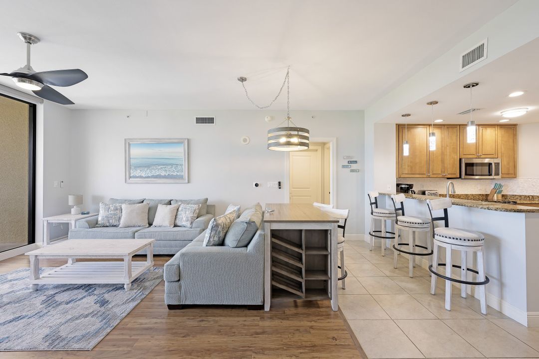 5781 Cape Harbour Dr #1205, Cape Coral, FL 33914