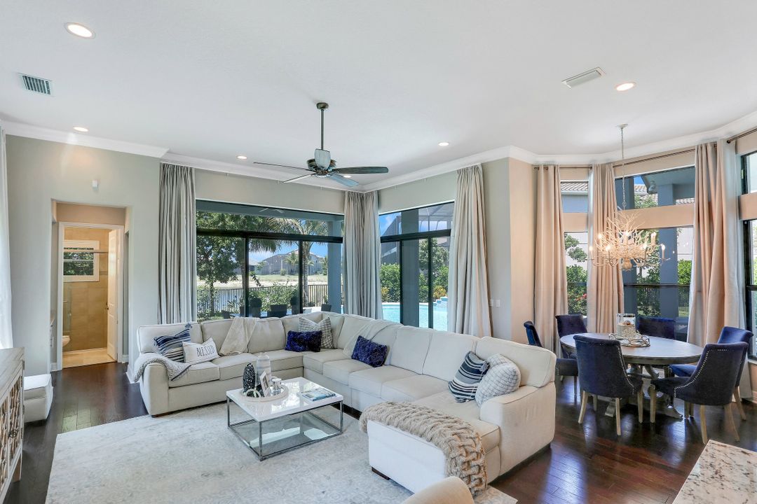 4600 Azalea Dr, Naples, FL 34119