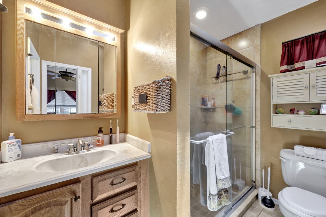 7160 Vassar Dr, Fort Myers, FL 33908