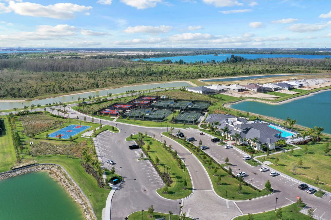 19080 Marquesa Dr, Fort Myers, FL 33913