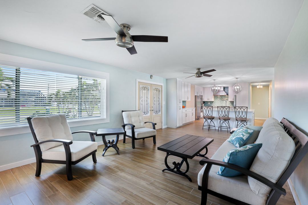 3834 SW 19th Pl, Cape Coral, FL 33914