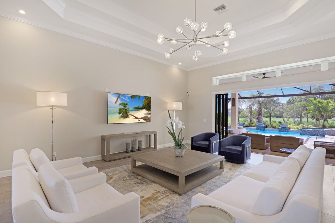 9328 Tulipano Ter, Naples, FL 34119