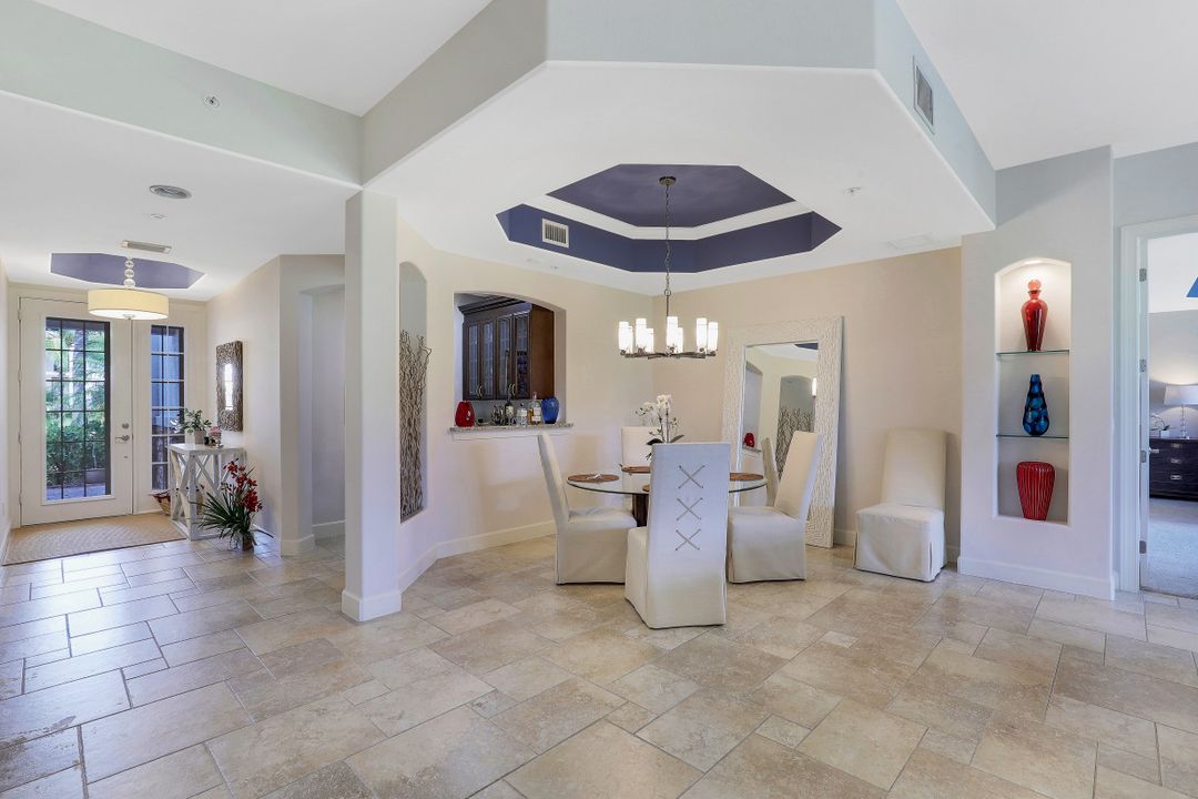8036 Players Cove Dr #102, Naples, FL 34113