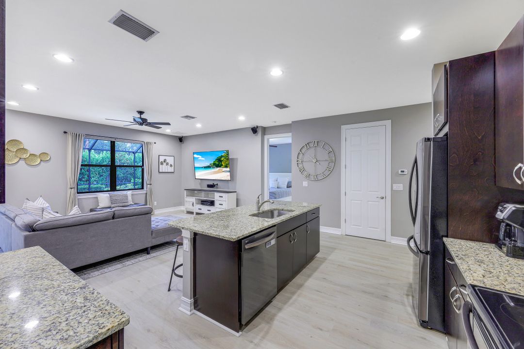 14470 Tuscany Pointe Trl, Naples, FL 34120