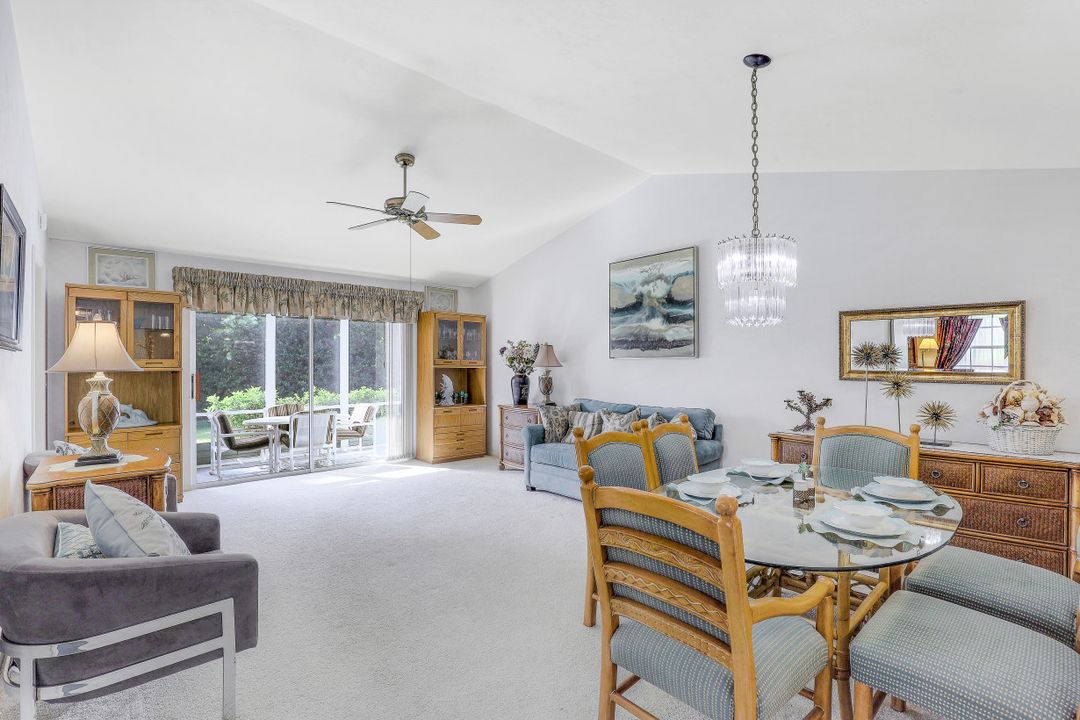 122 Quail Forest Blvd #11, Naples, FL 34105