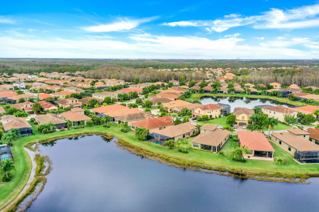 11516 Stonecreek Cir, Fort Myers, FL 33913