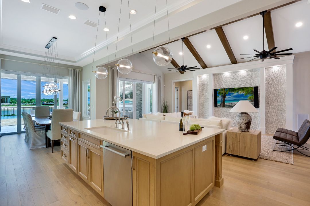 10530 Via Torino Way, Miromar Lakes, FL 33913
