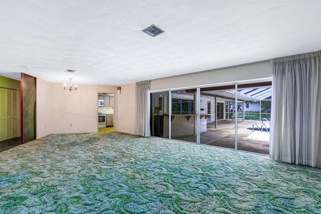 27126 Rue De Paix, Bonita Springs, FL 34135