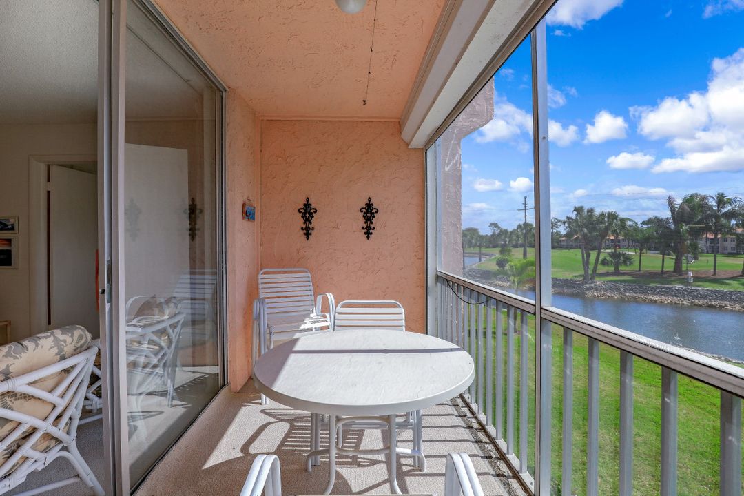 200 Forest Lakes Blvd #203, Naples, FL 34105