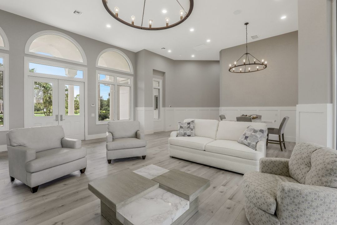 11430 Golden Eagle Ct, Naples, FL 34120