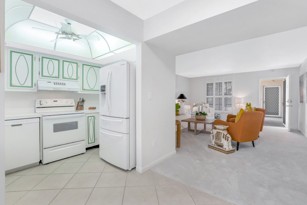 1222 Gordon Dr #2, Naples, FL 34102