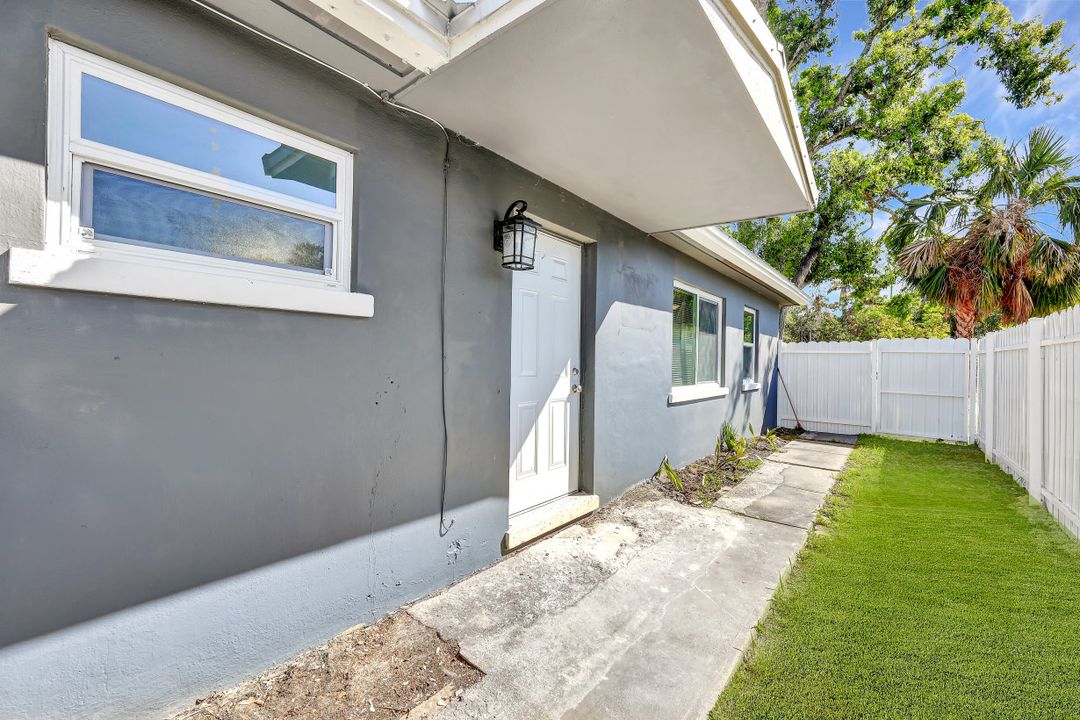 2668 Michigan Ave, Fort Myers, FL 33916