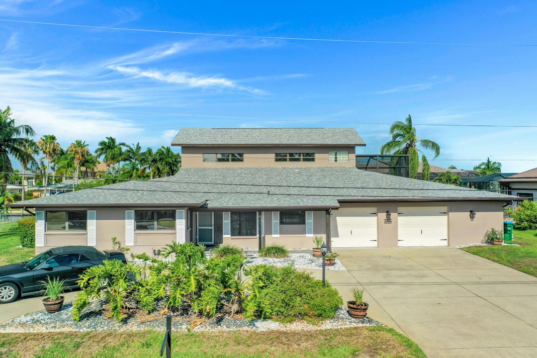 5811 SW 1st Pl, Cape Coral, FL 33914