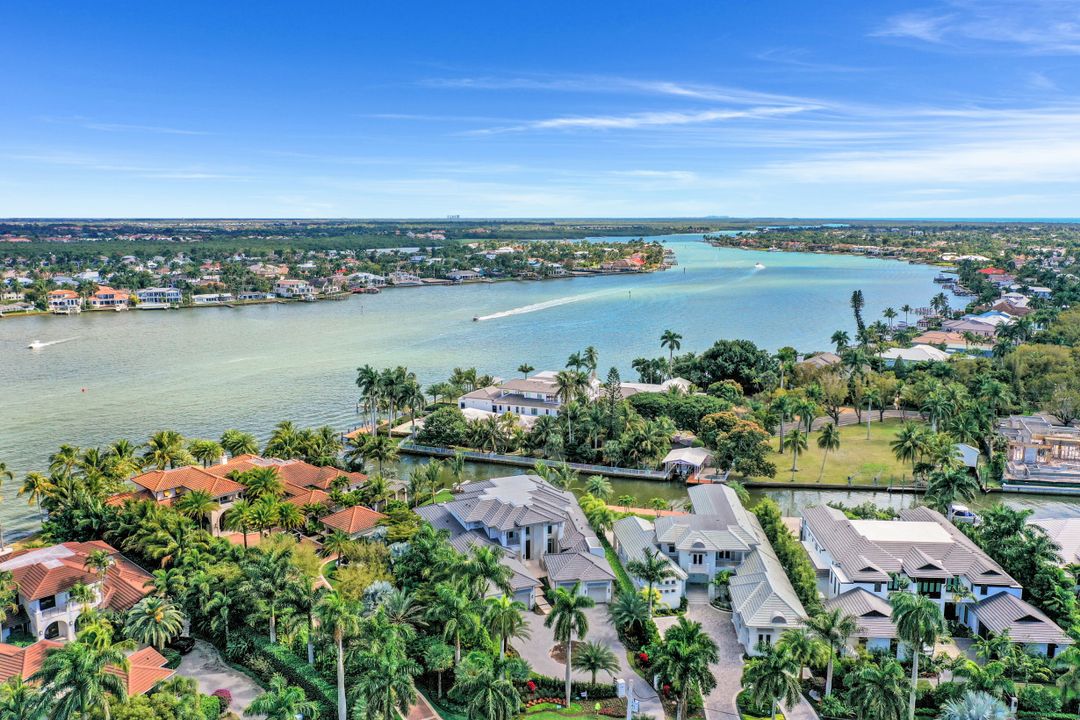 940 17th Ave S, Naples, FL 34102