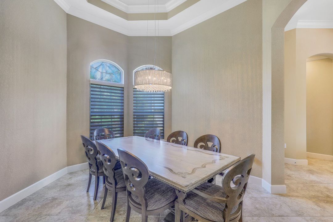 9403 Copper Rock Ct, Naples, FL 34120