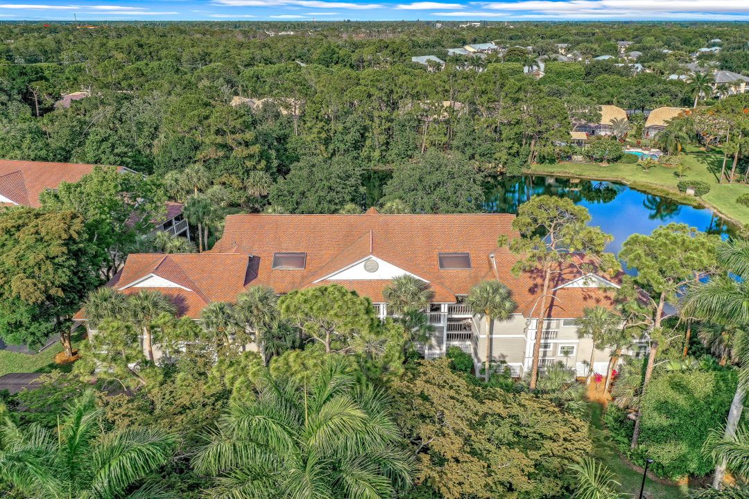 666 Wiggins Bay Dr #B-24, Naples, FL 34110