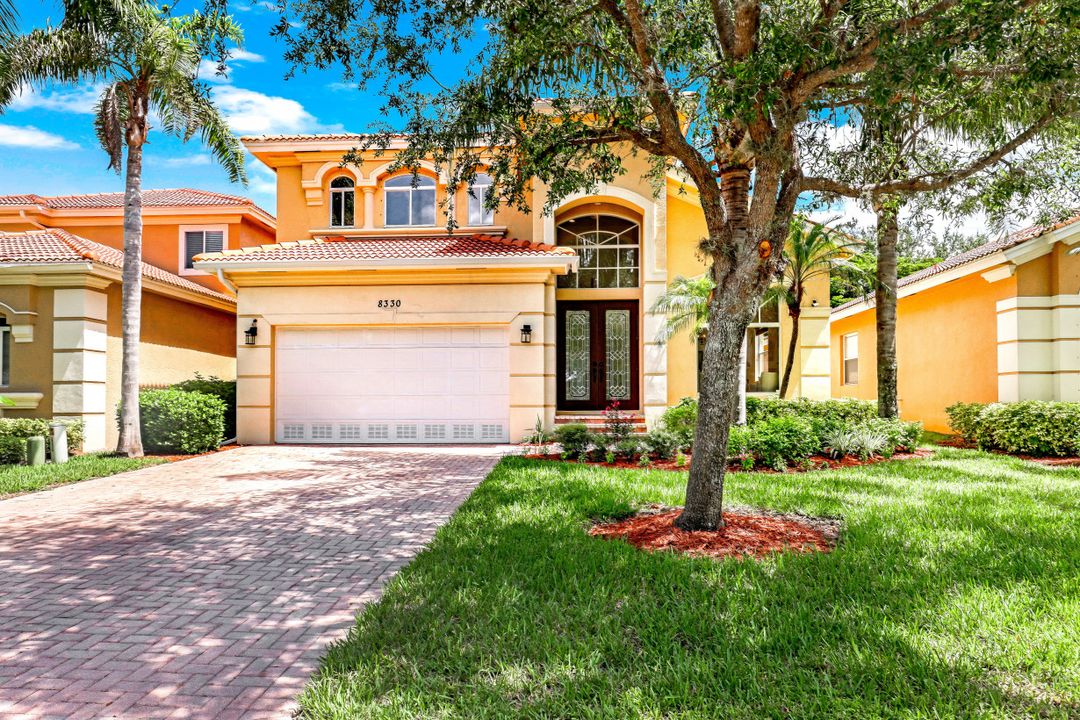 8330 Sumner Ave, Fort Myers, FL 33908