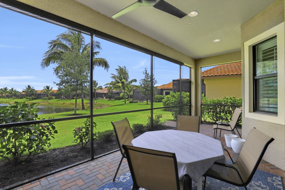 9220 Isla Bella Cir, Bonita Springs, FL 34135