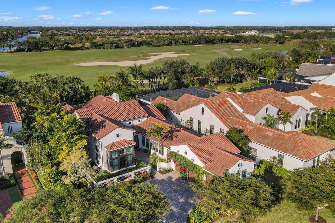 3255 Tavolara Ln, Naples, FL 34114