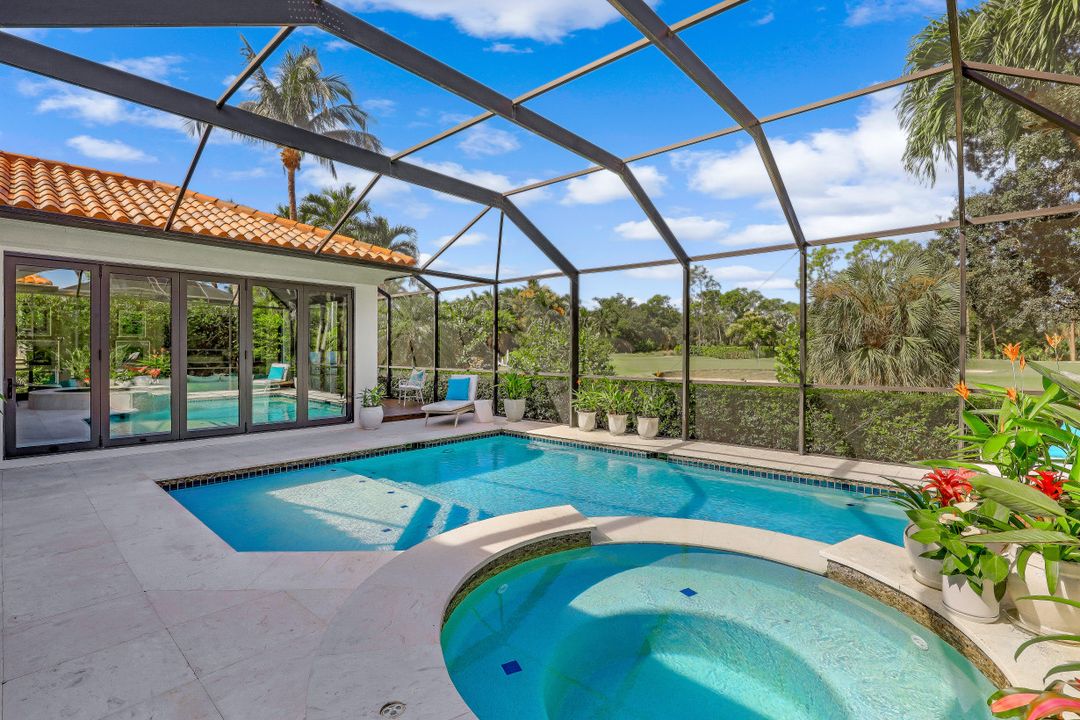 2895 Tiburon Blvd E, Naples, FL 34109